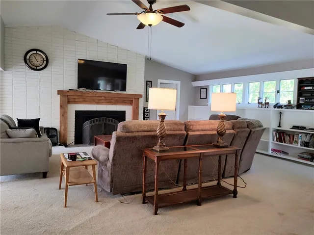 $299,900 | 137 Cayuga Street, Seneca Falls, NY 13148