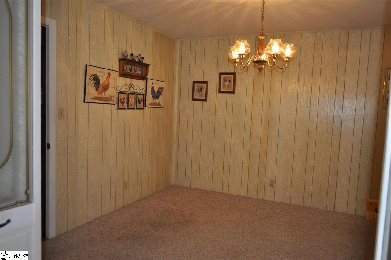 164 Lake Road Chesnee, SC 29323 - Photo 5 of 22