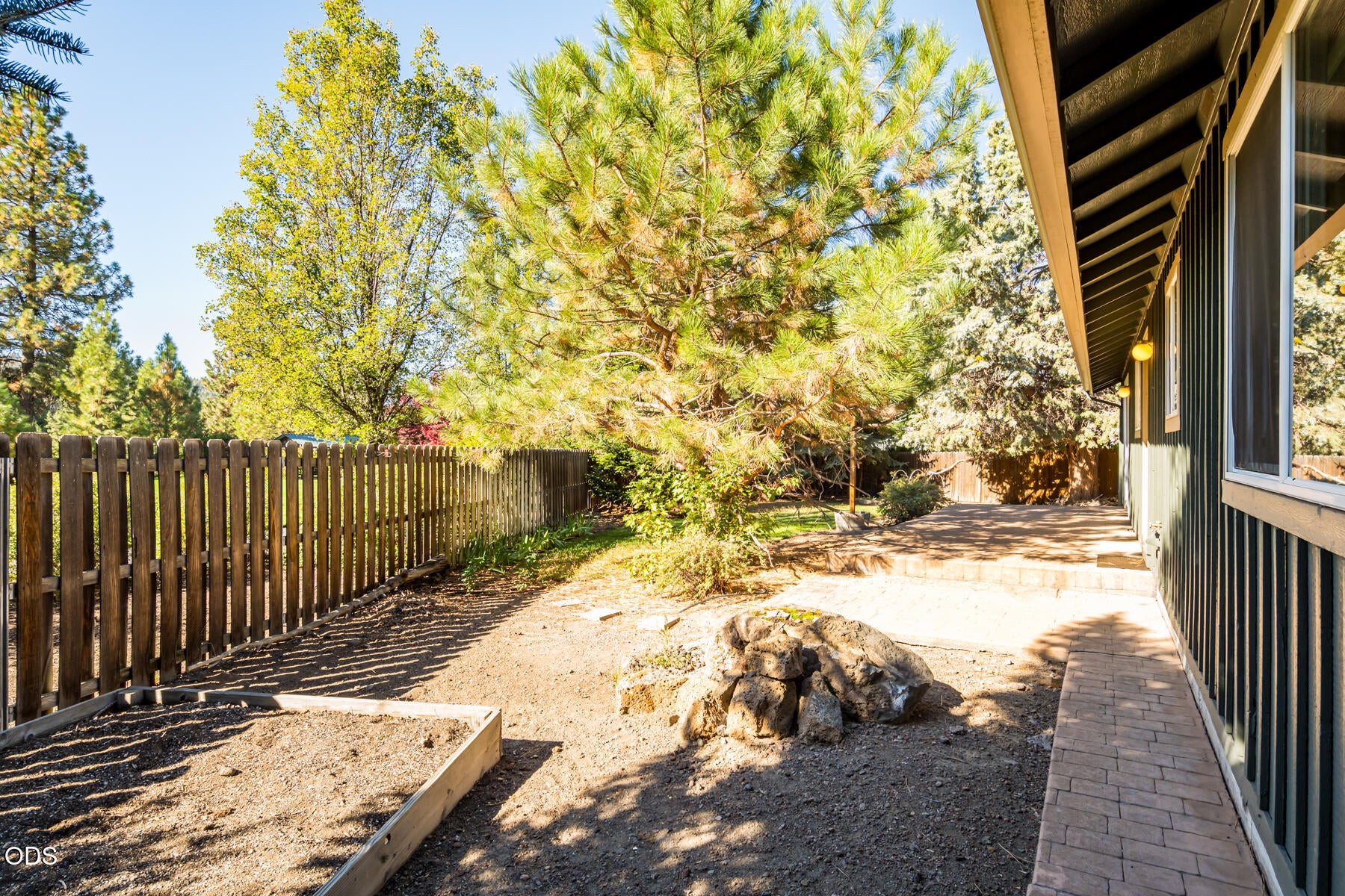 20232 Morgan Loop Bend, OR 97703 - Photo 35 of 49 Gallery Image 35