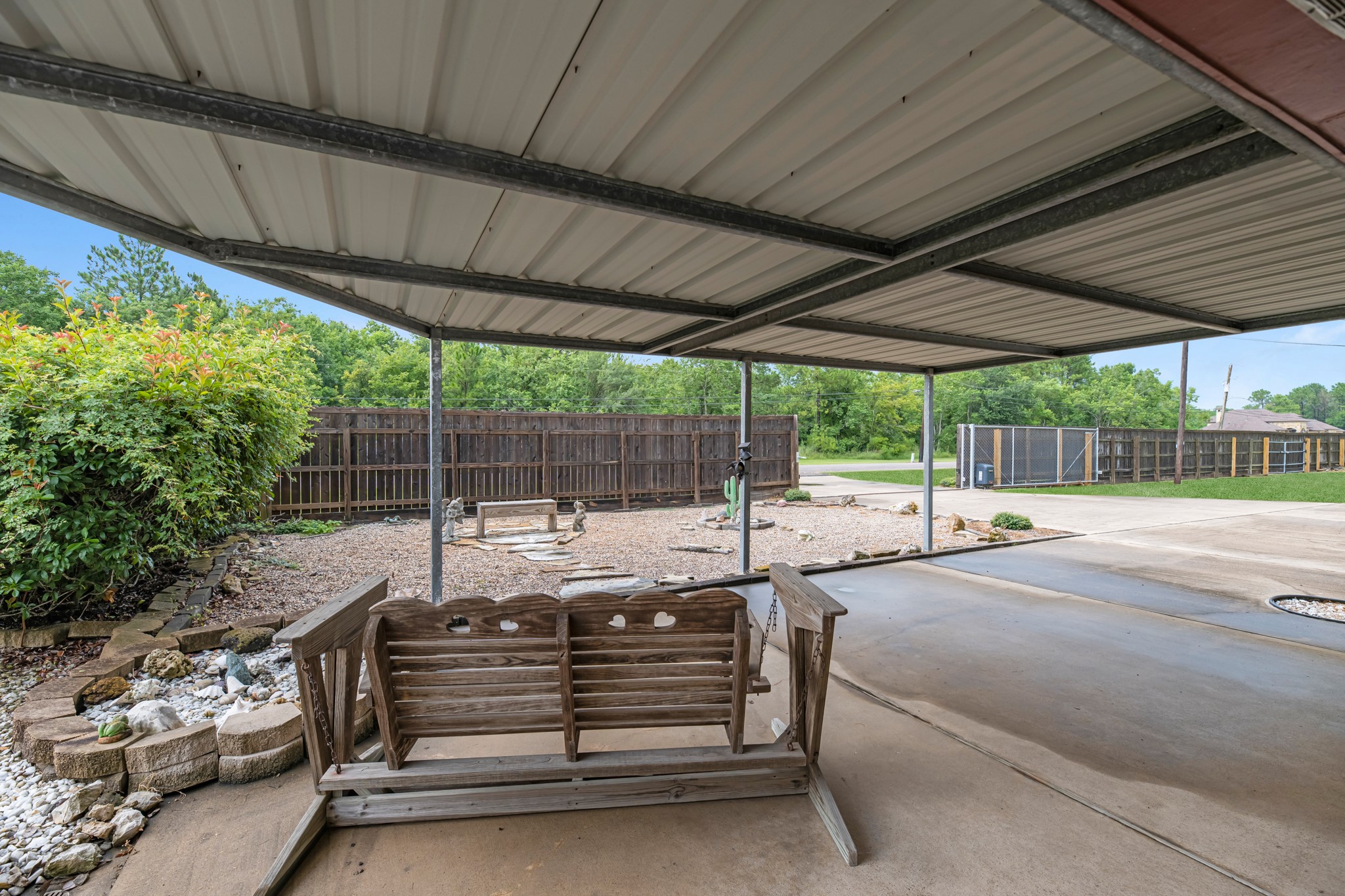 7315 Pine Street Manvel, TX 77578 - Photo 40 of 50 a view of a backyard with sitting area