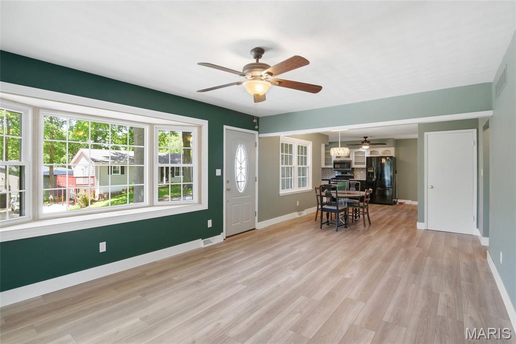 405 West Schaefer Street Columbia, IL 62236 - Photo 5 of 65 Gallery Image 5