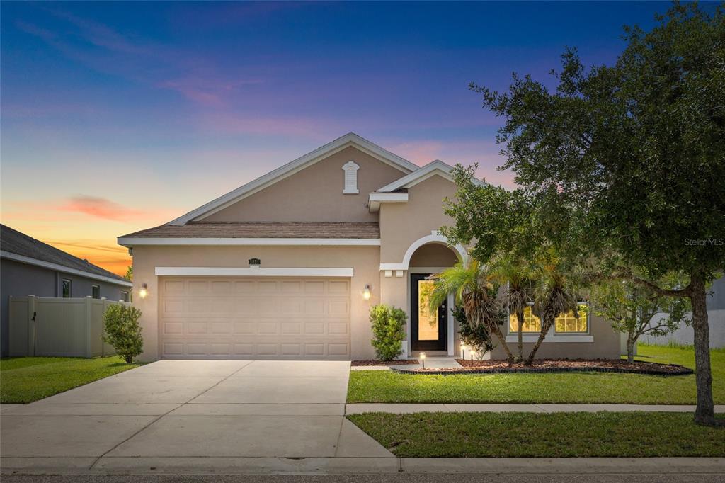 3851 Pacente Loop Wesley Chapel, FL 33543 - Photo 1 of 38
