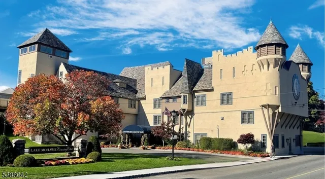 $725,000 | 155 Glenside Trail, Sparta, NJ 07871