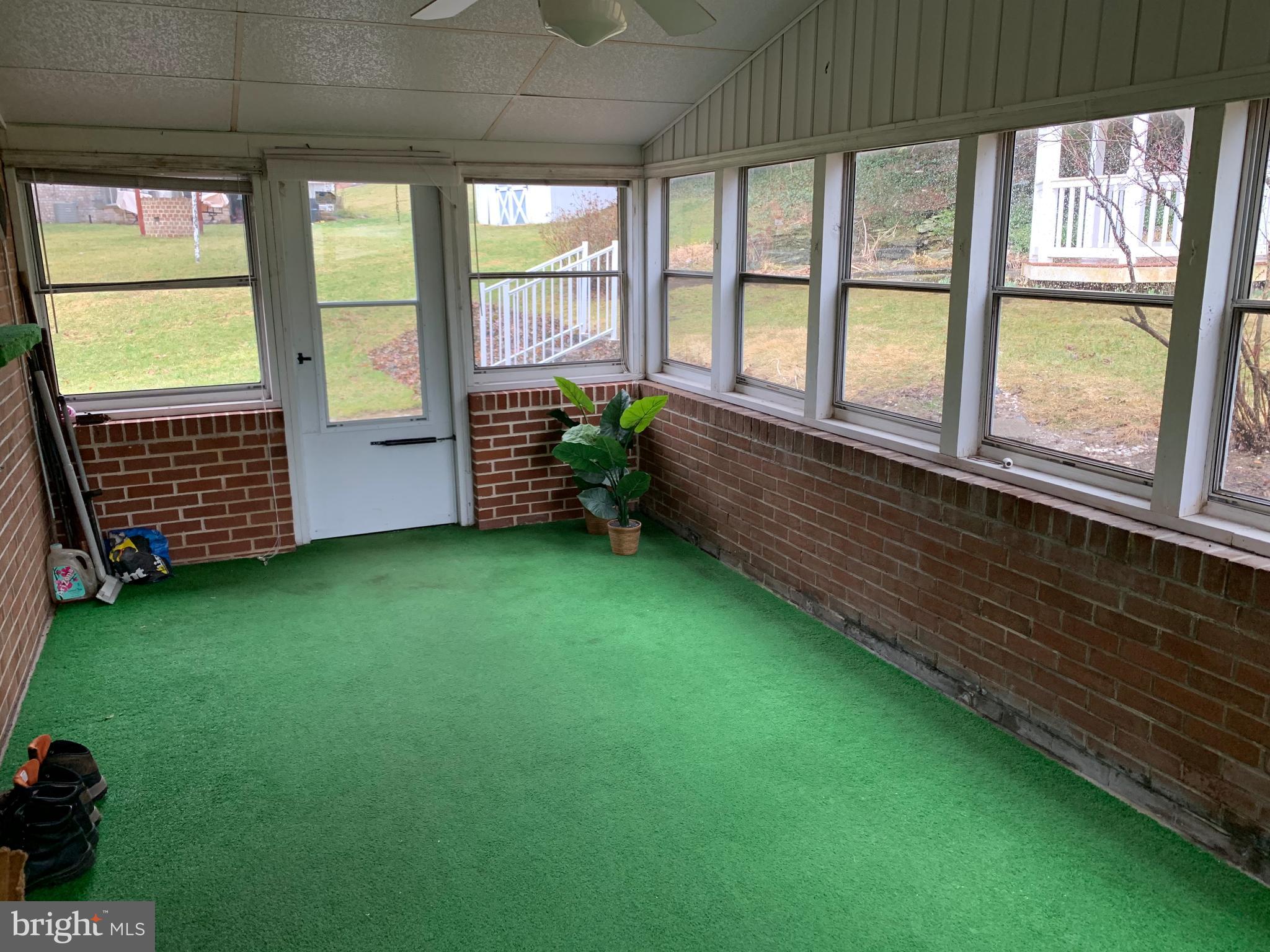 2770 Hartford Road York, PA 17402 - Photo 20 of 27 Gallery Image 20
