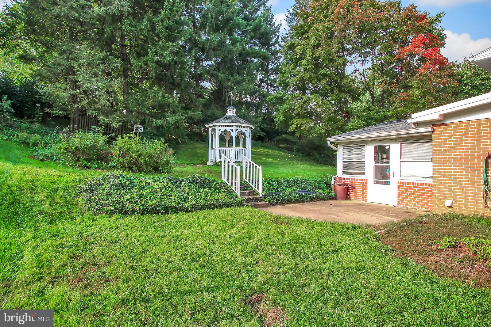2770 Hartford Road York, PA 17402 - Photo 21 of 27 Gallery Image 21
