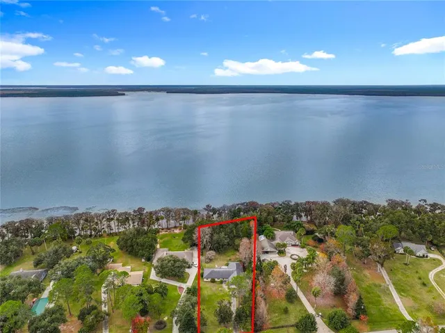 view of an outdoor space and deck