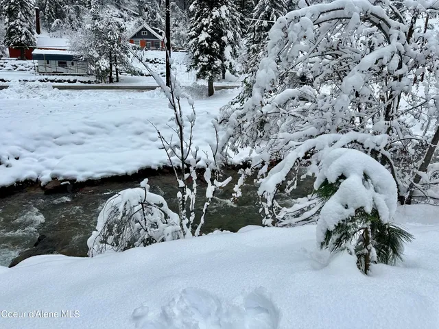 $10,000 | 49 Lower Gem Hill Road, Wallace, ID 83873