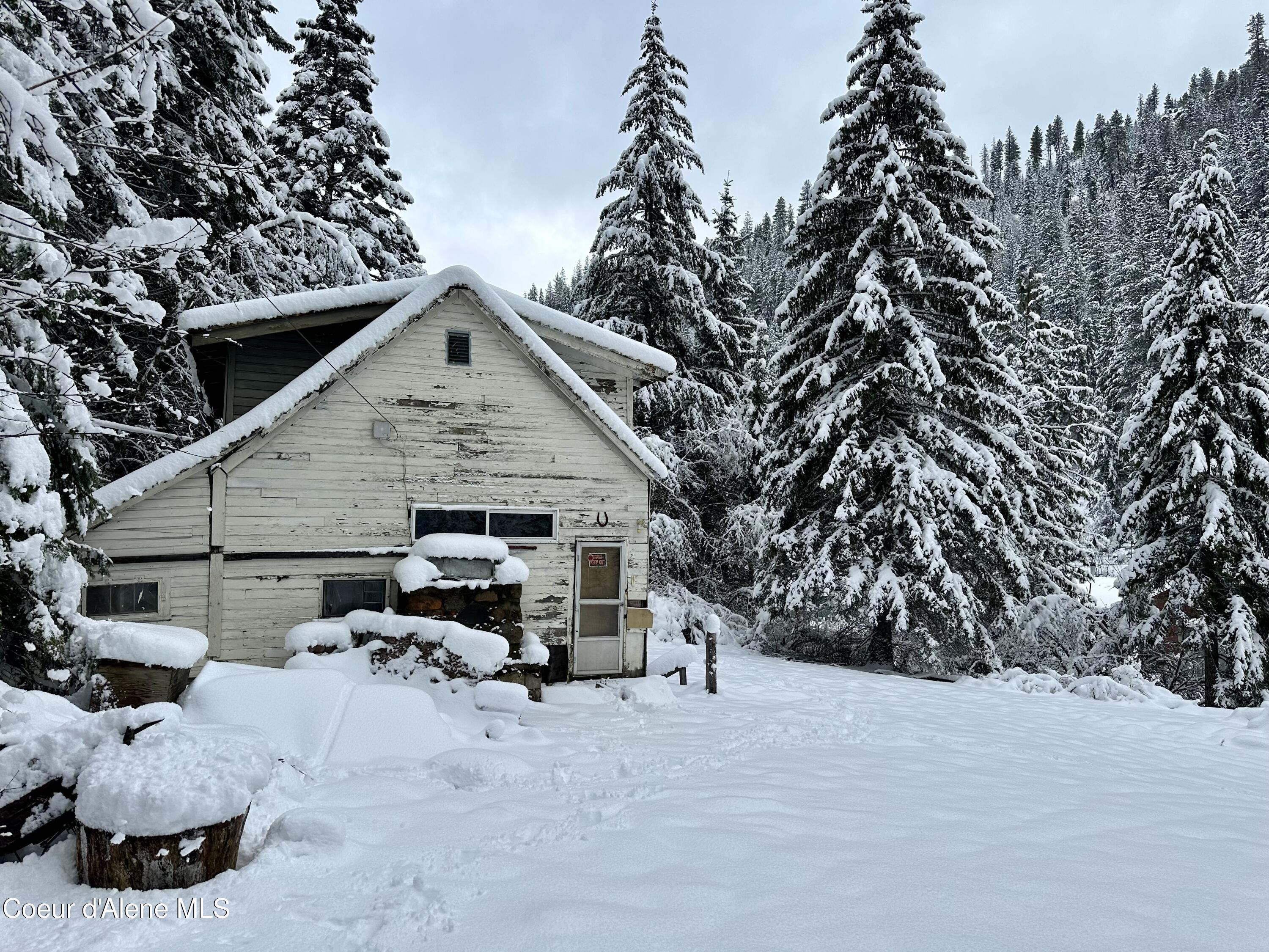 49 Lower Gem Hill Road Wallace, ID 83873 - Photo 10 of 21 10