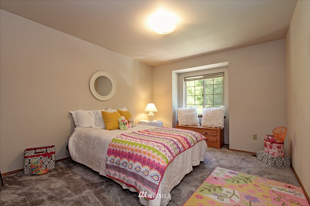 13569 Olympic View Road Northwest Silverdale, WA 98383 - Photo 14 of 19 Gallery Image 14