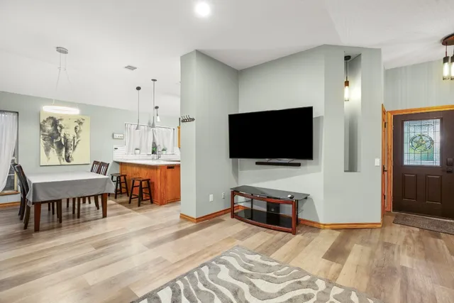 $444,900 | 3015 Sunridge Drive, Austin, TX 78741