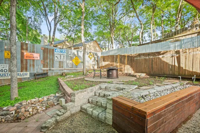 $444,900 | 3015 Sunridge Drive, Austin, TX 78741