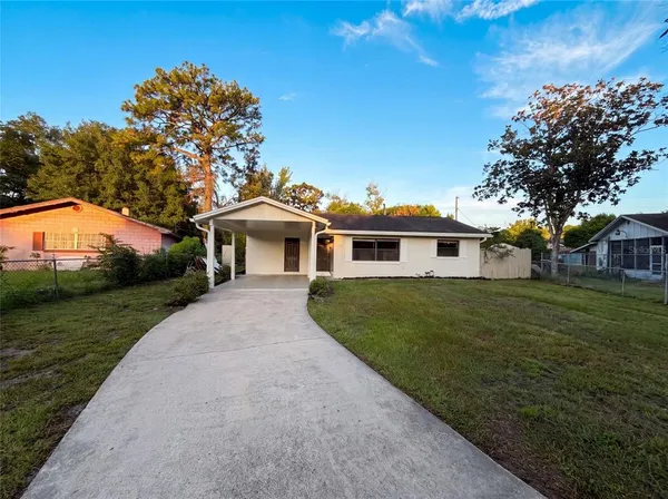 $305,000 | 722 Virginia Lane, Apopka, FL 32703