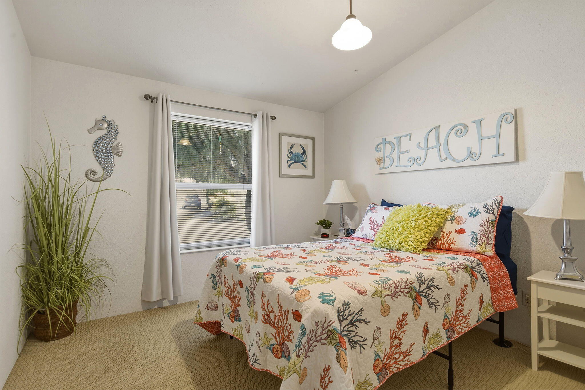 555 Freeman Road, Unit 242 Central Point, OR 97502 - Photo 11 of 26 Bedroom 2