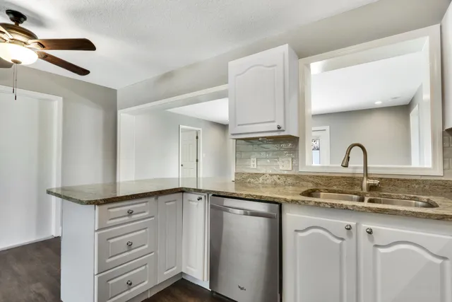 $3,700 | 105 Wingate Drive, Jupiter, FL 33458