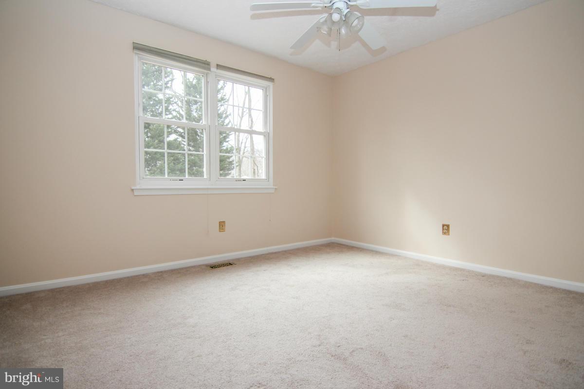 146 Sillery Bay Road Pasadena, MD 21122 - Photo 19 of 30 Bedroom