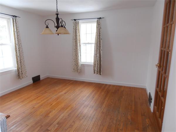 304 Pease Road East Longmeadow, MA 01028 - Photo 5 of 16 Gallery Image 5