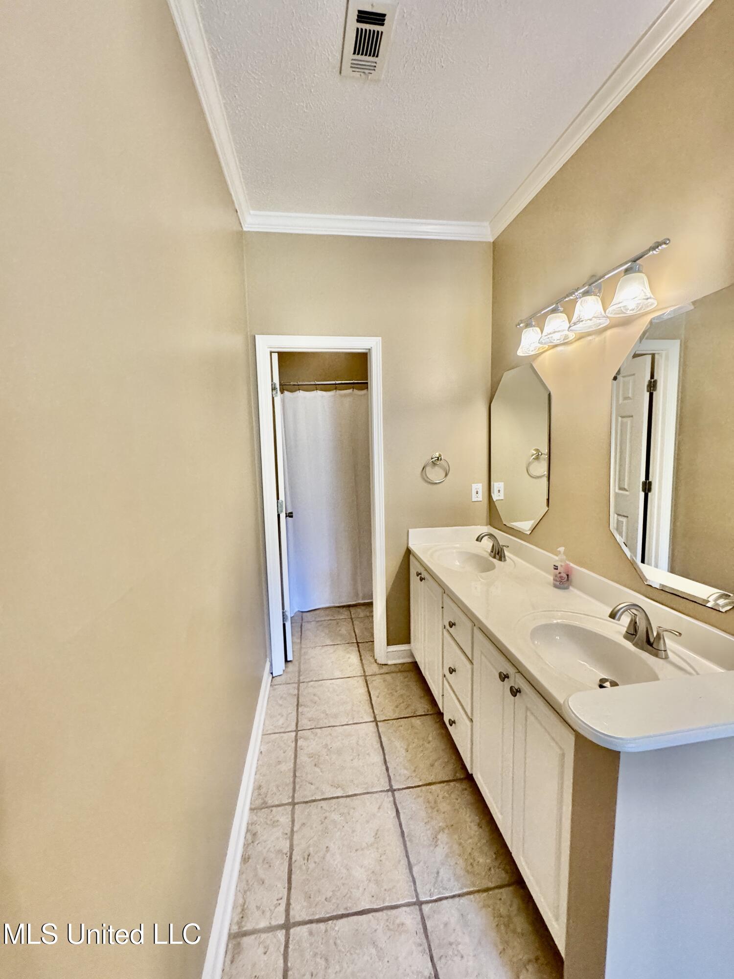 2030 Stockton Place Flowood, MS 39232 - Photo 18 of 34 IMG_0553