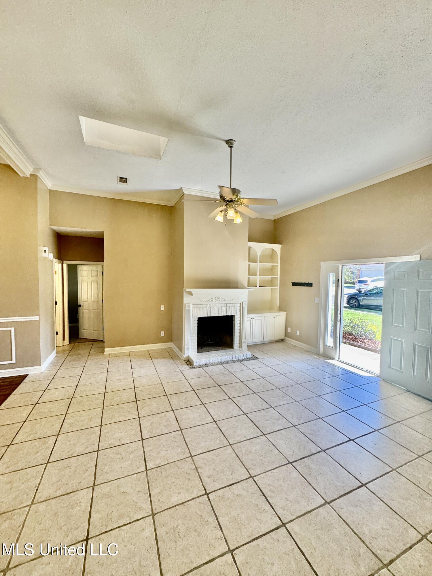 2030 Stockton Place Flowood, MS 39232 - Photo 4 of 34 IMG_0543