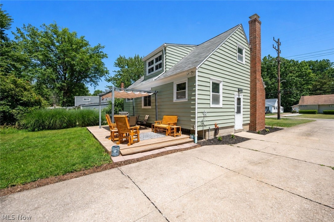 3756 Walter Road North Olmsted, OH 44070 - Photo 32 of 41