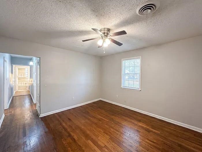 362 Hewlett Road Memphis, TN 38109 - Photo 5 of 10