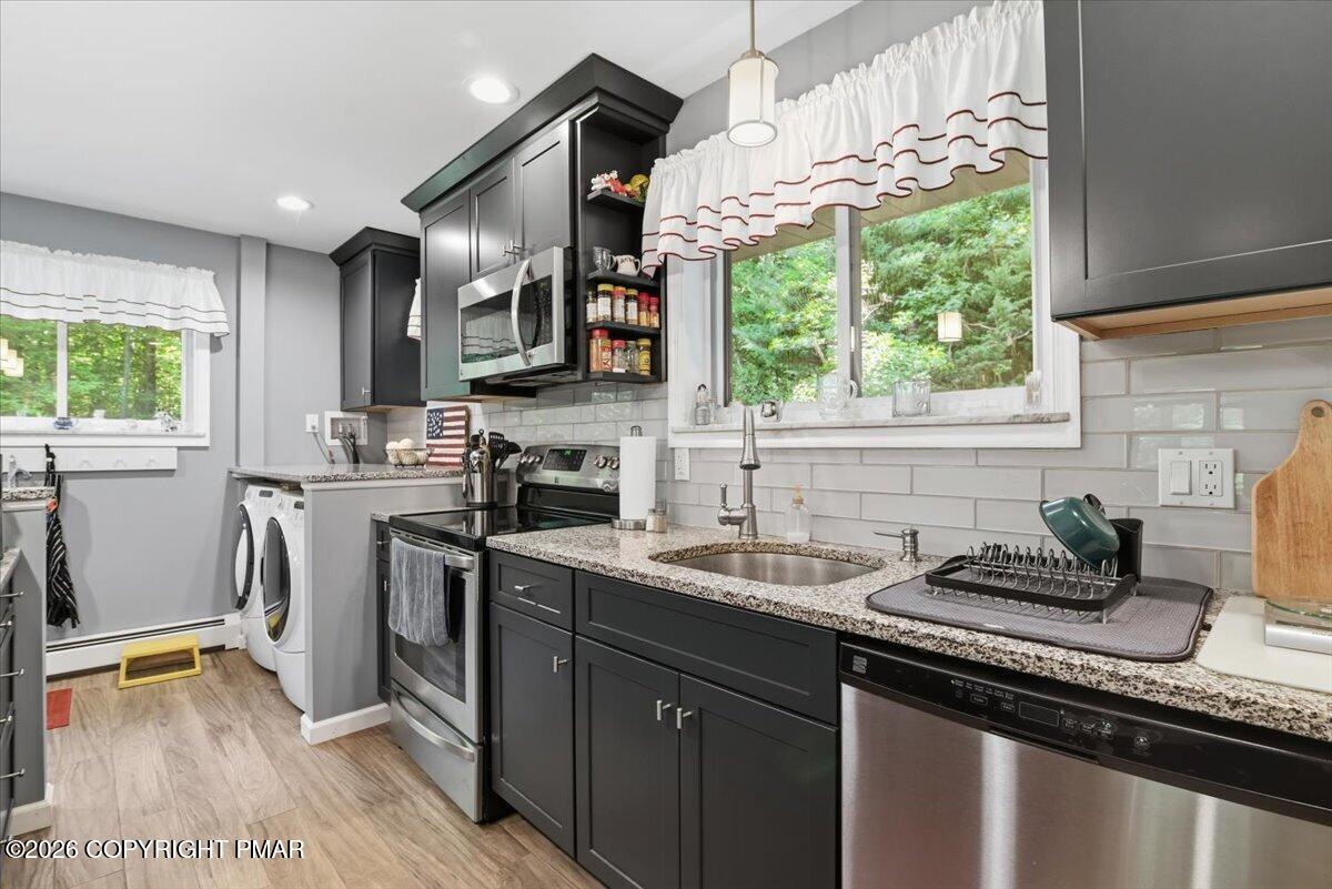8188 Oak Ridge Lane Cresco, PA 18326 - Photo 16 of 52 23-012_DSC_2330