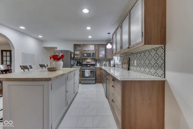 $349,900 | 311 South County Road 550 East, Avon, IN 46123