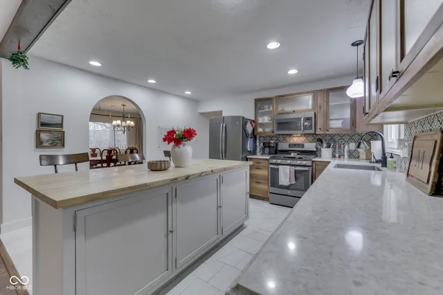 $349,900 | 311 South County Road 550 East, Avon, IN 46123