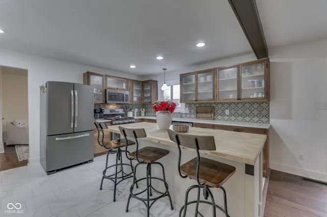 $349,900 | 311 South County Road 550 East, Avon, IN 46123