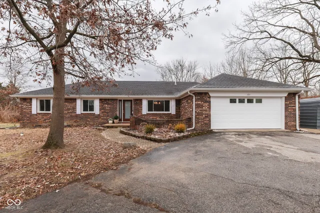 $349,900 | 311 South County Road 550 East, Avon, IN 46123