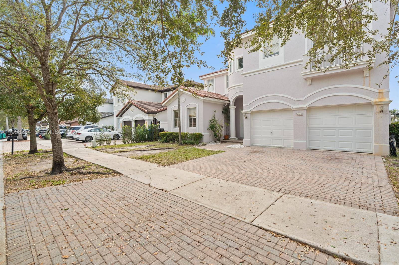 8968 Northwest 180th Terrace Hialeah, FL 33018 - Photo 2 of 67