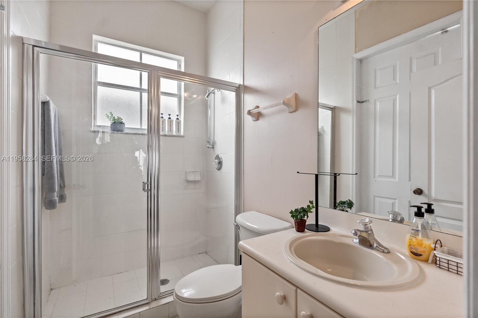 8968 Northwest 180th Terrace Hialeah, FL 33018 - Photo 27 of 67