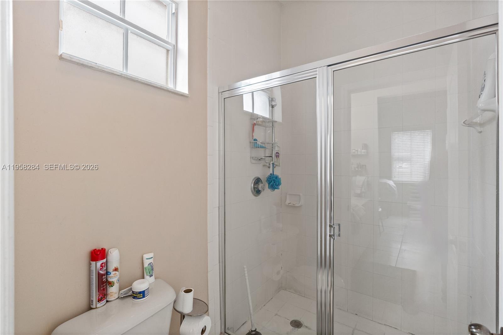 8968 Northwest 180th Terrace Hialeah, FL 33018 - Photo 34 of 67