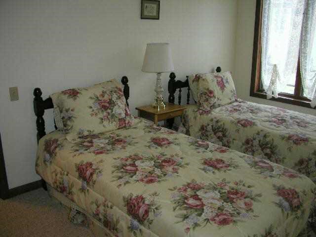 16 Valley Road Galena, IL 61036 - Photo 3 of 5 Gallery Image 3