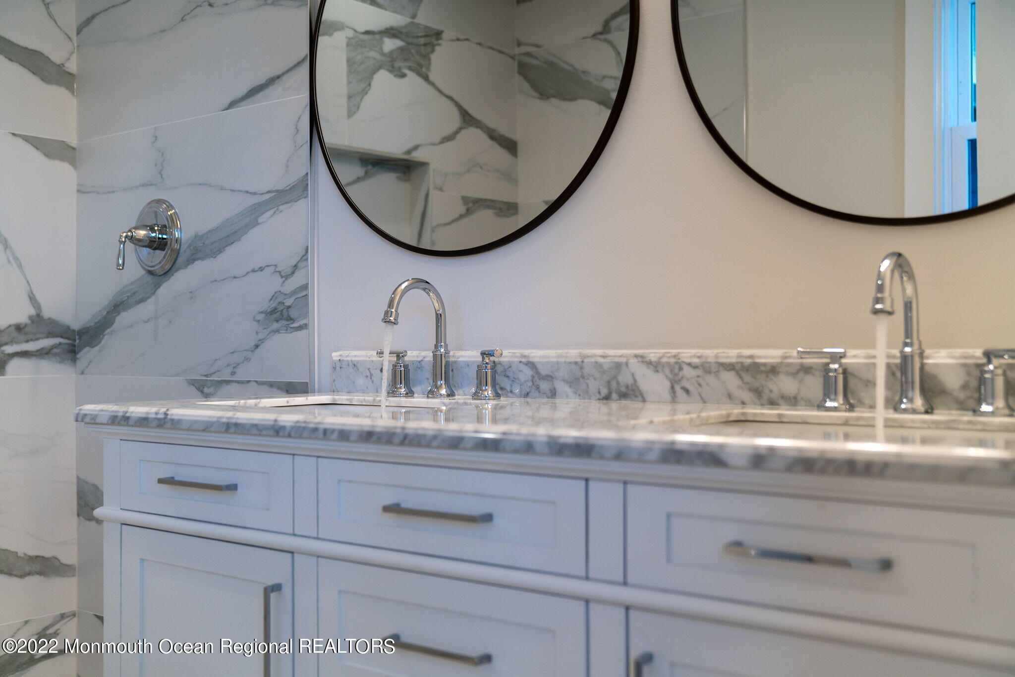 46 Beacon Lane Aberdeen, NJ 07747 - Photo 19 of 27 Master Bath