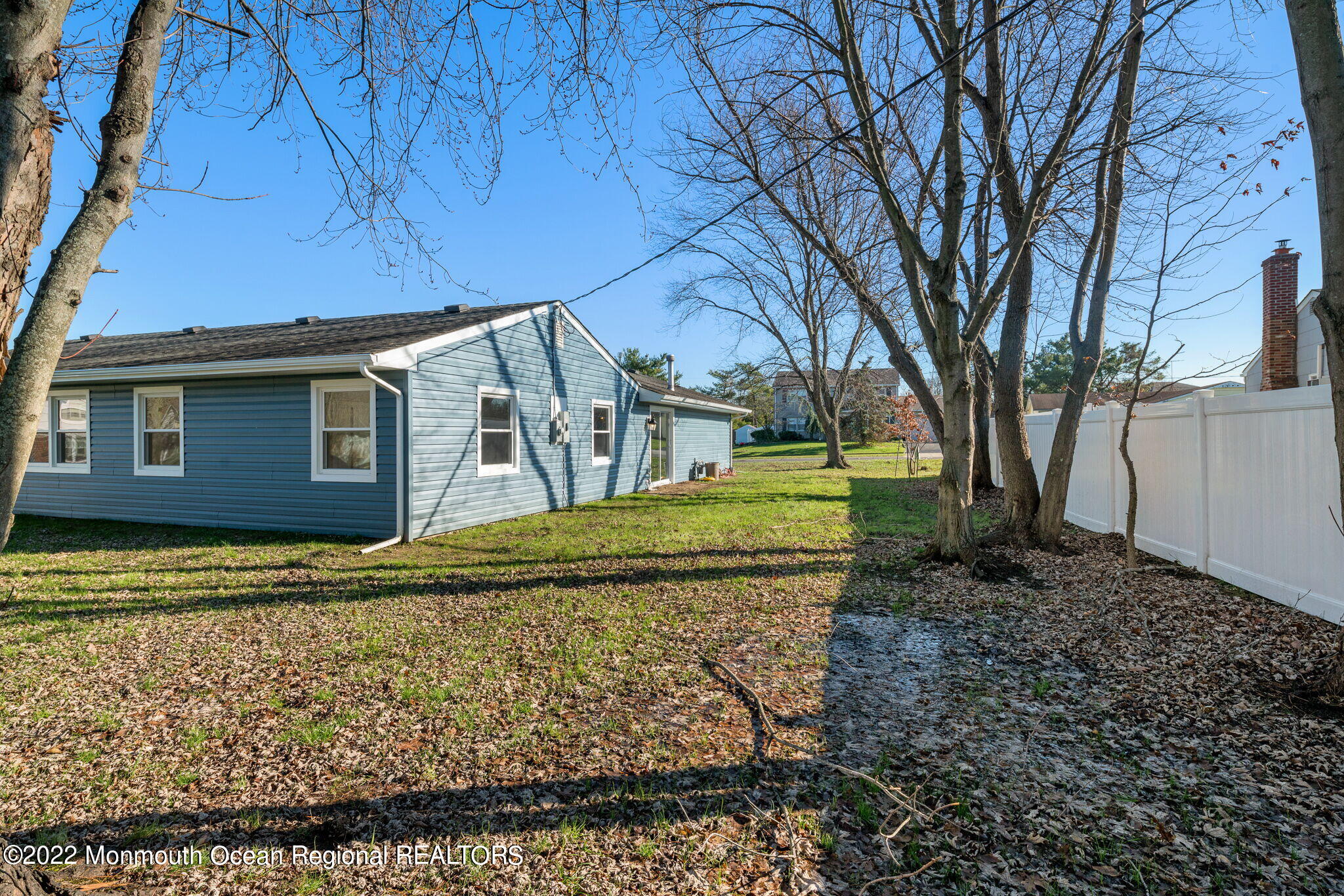 46 Beacon Lane Aberdeen, NJ 07747 - Photo 25 of 27 Back of house