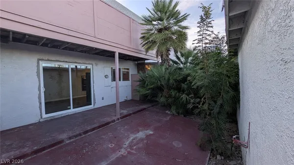 $1,595 | 426 Greenbriar Townhouse Way, Las Vegas, NV 89121