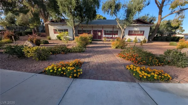$1,595 | 426 Greenbriar Townhouse Way, Las Vegas, NV 89121