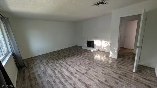 $1,595 | 426 Greenbriar Townhouse Way, Las Vegas, NV 89121