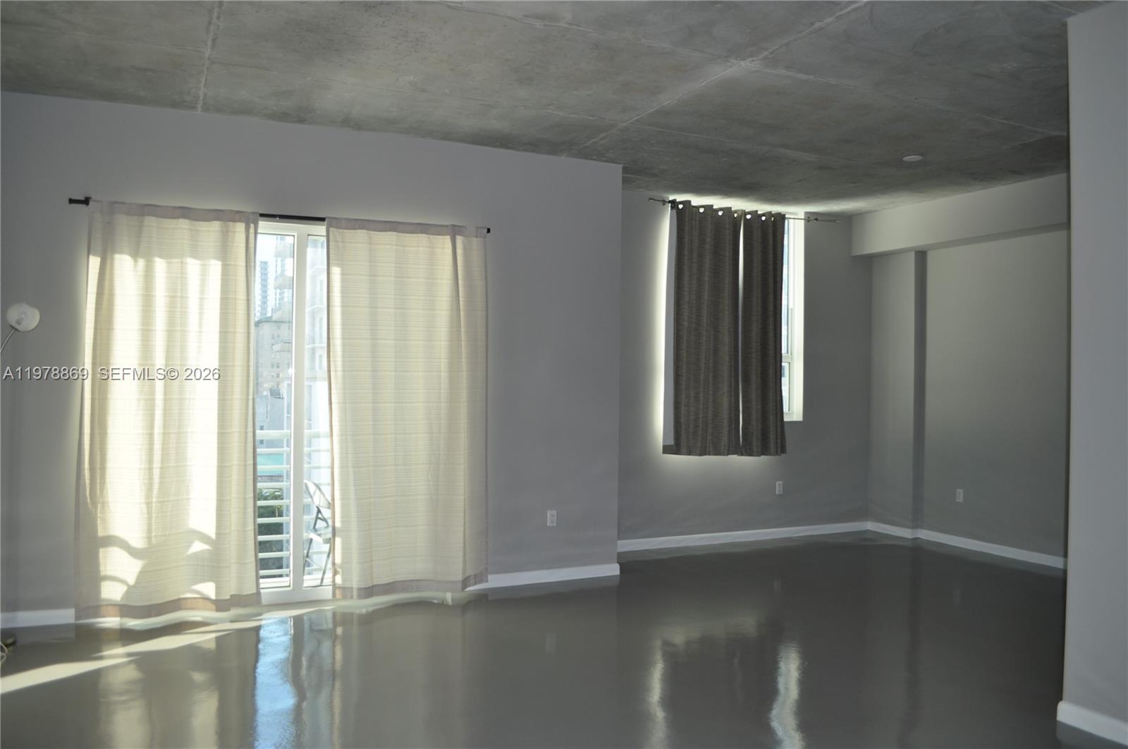 234 Northeast 3rd Street, Unit 908 Miami, FL 33132 - Photo 7 of 26