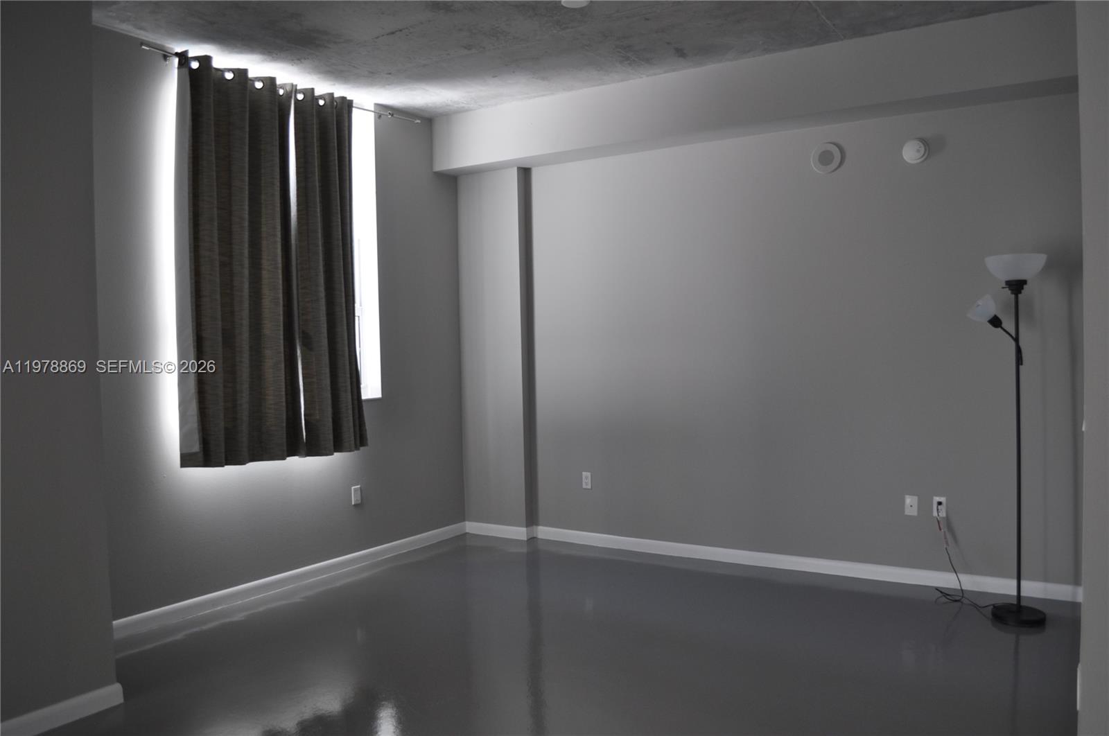 234 Northeast 3rd Street, Unit 908 Miami, FL 33132 - Photo 10 of 26