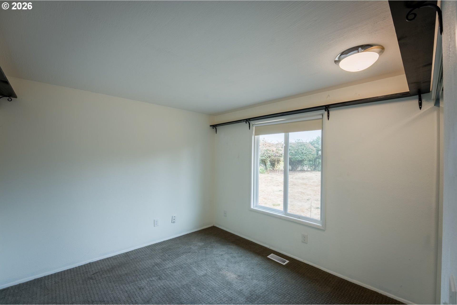 963 Rilance Lane Oregon City, OR 97045 - Photo 32 of 42 Gallery Image 32