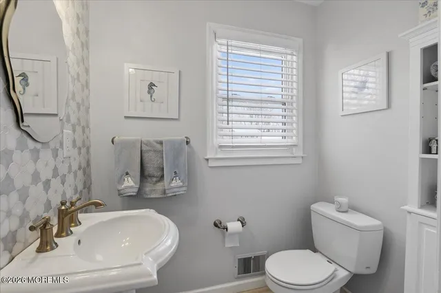 $749,000 | 31 Bunker Hill Drive, Manalapan, NJ 07726