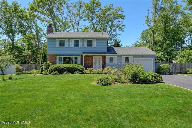 $749,000 | 31 Bunker Hill Drive, Manalapan, NJ 07726