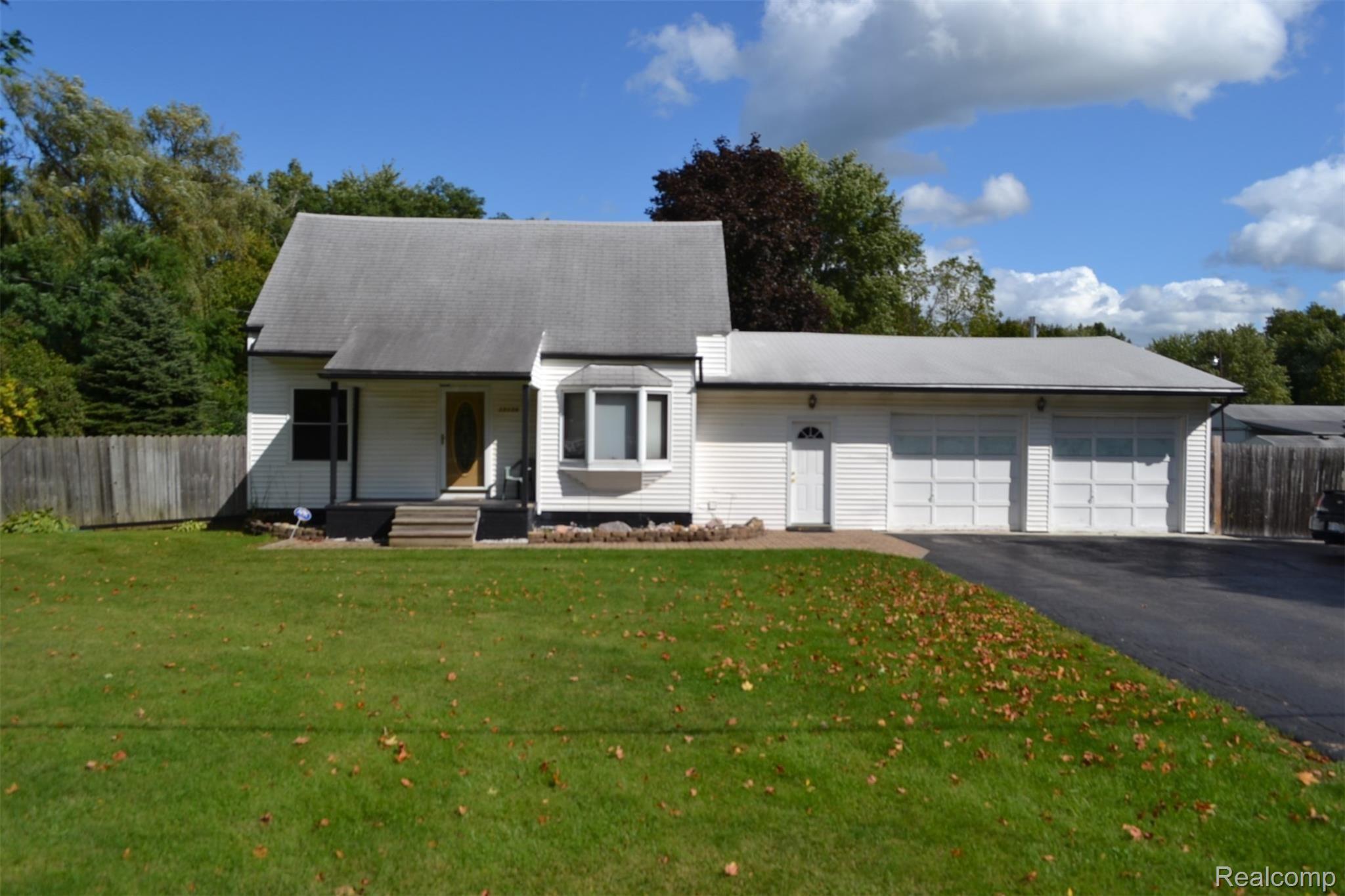 10106 Clio Road Clio, MI 48420 - Photo 1 of 56 DSC_0236.JPG