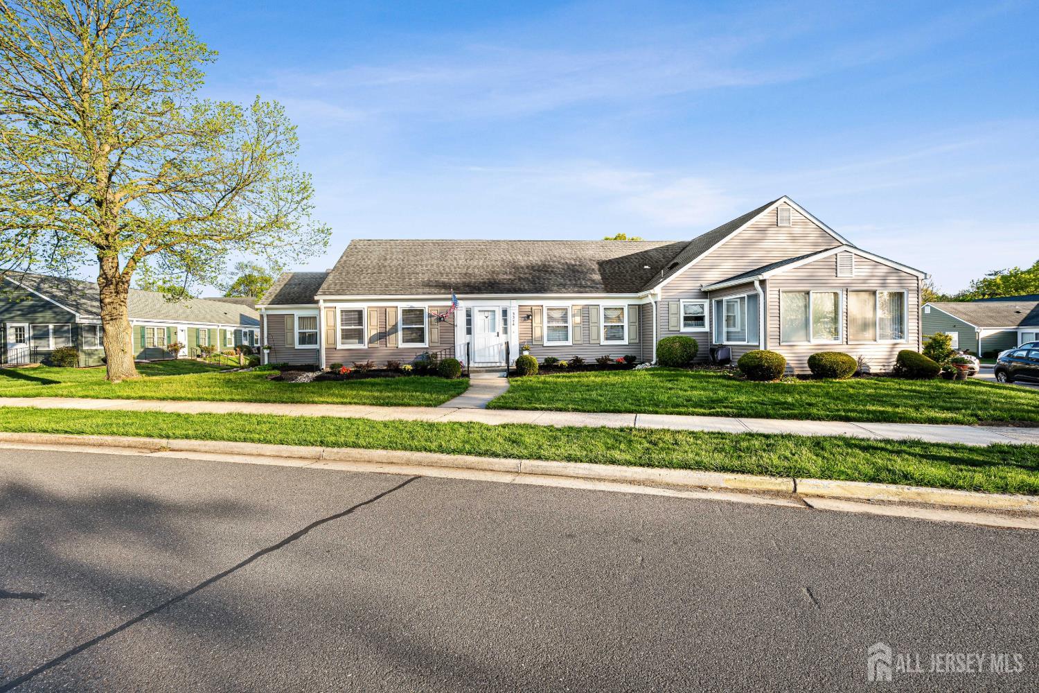 337 A Old Nassau Road, Unit A Monroe Township, NJ 08831 - Photo 1 of 42