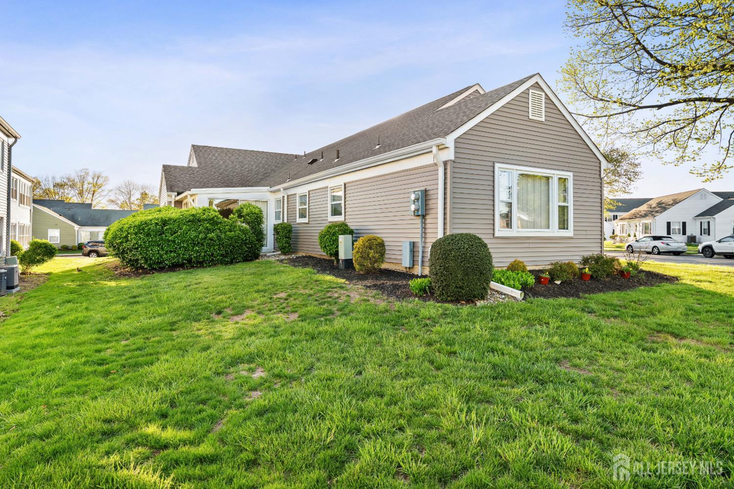 337 A Old Nassau Road, Unit A Monroe Township, NJ 08831 - Photo 23 of 42