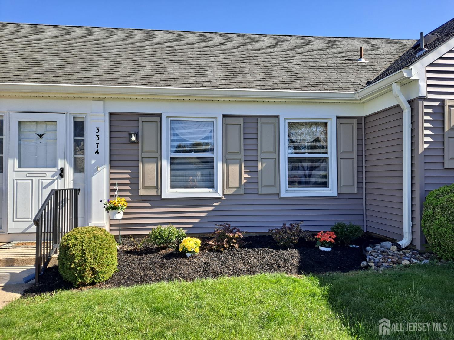 337 A Old Nassau Road, Unit A Monroe Township, NJ 08831 - Photo 39 of 42