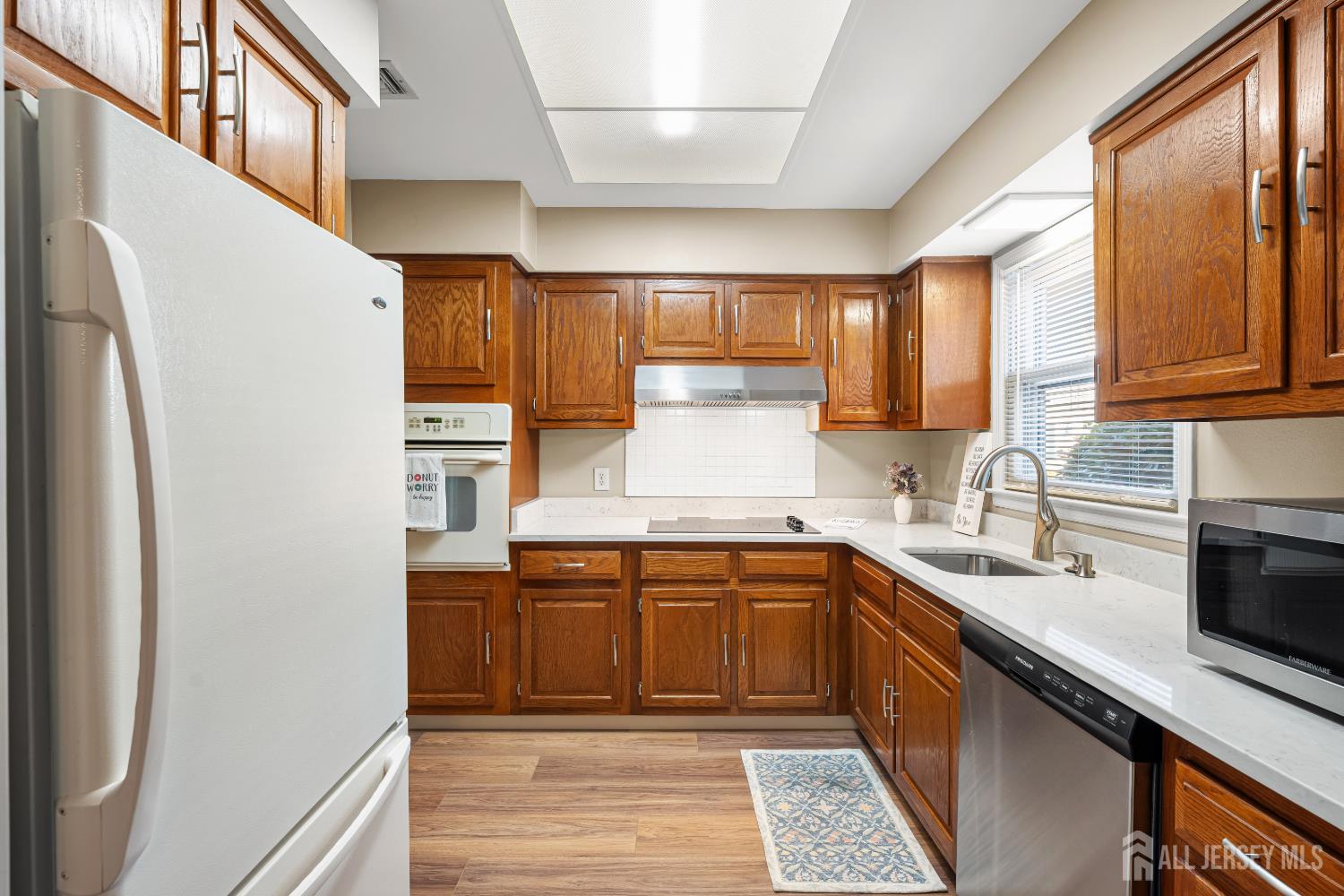 337 A Old Nassau Road, Unit A Monroe Township, NJ 08831 - Photo 9 of 42