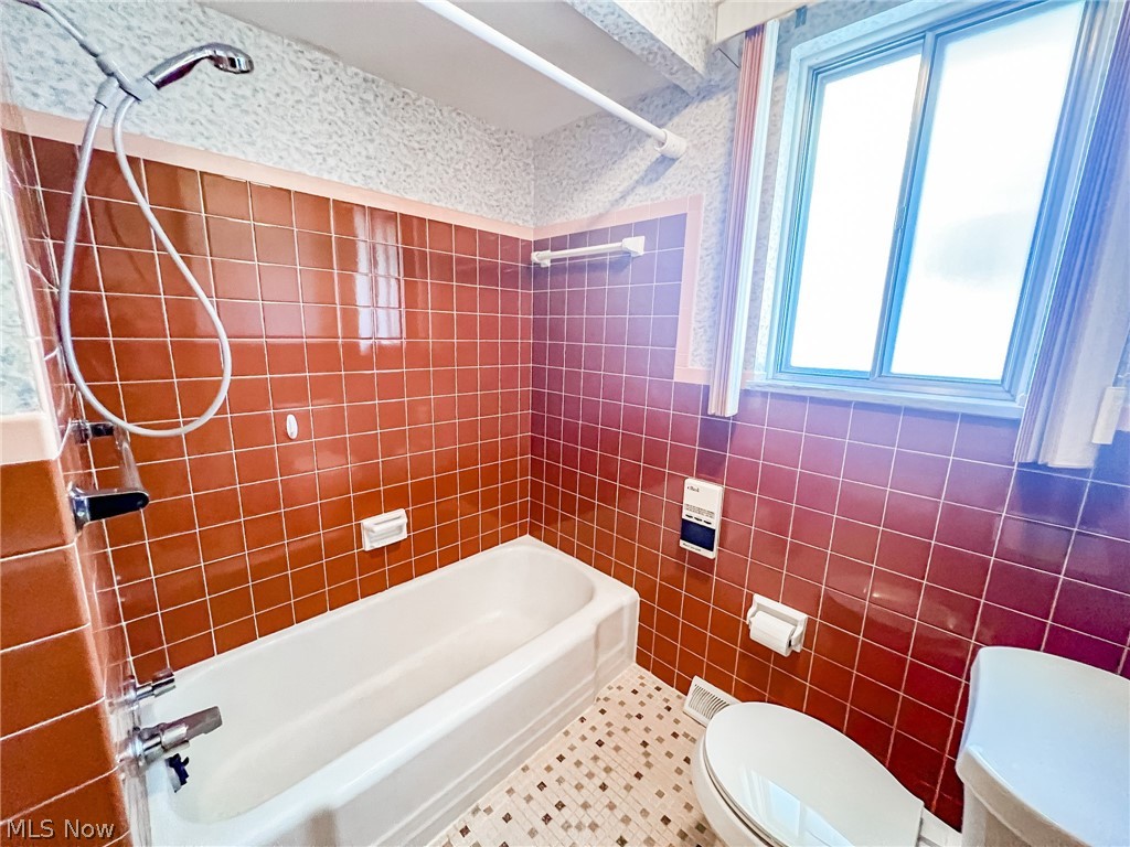10919 Granger Road Cleveland, OH 44125 - Photo 9 of 24 Gallery Image 9