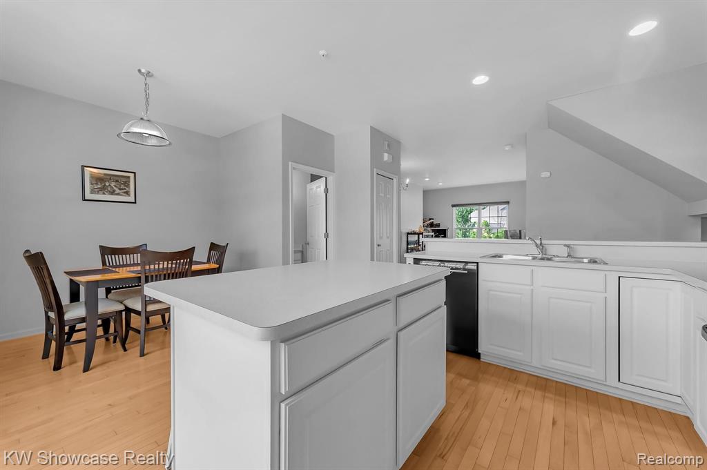 432 Cherry Orchard Road Canton, MI 48188 - Photo 13 of 62